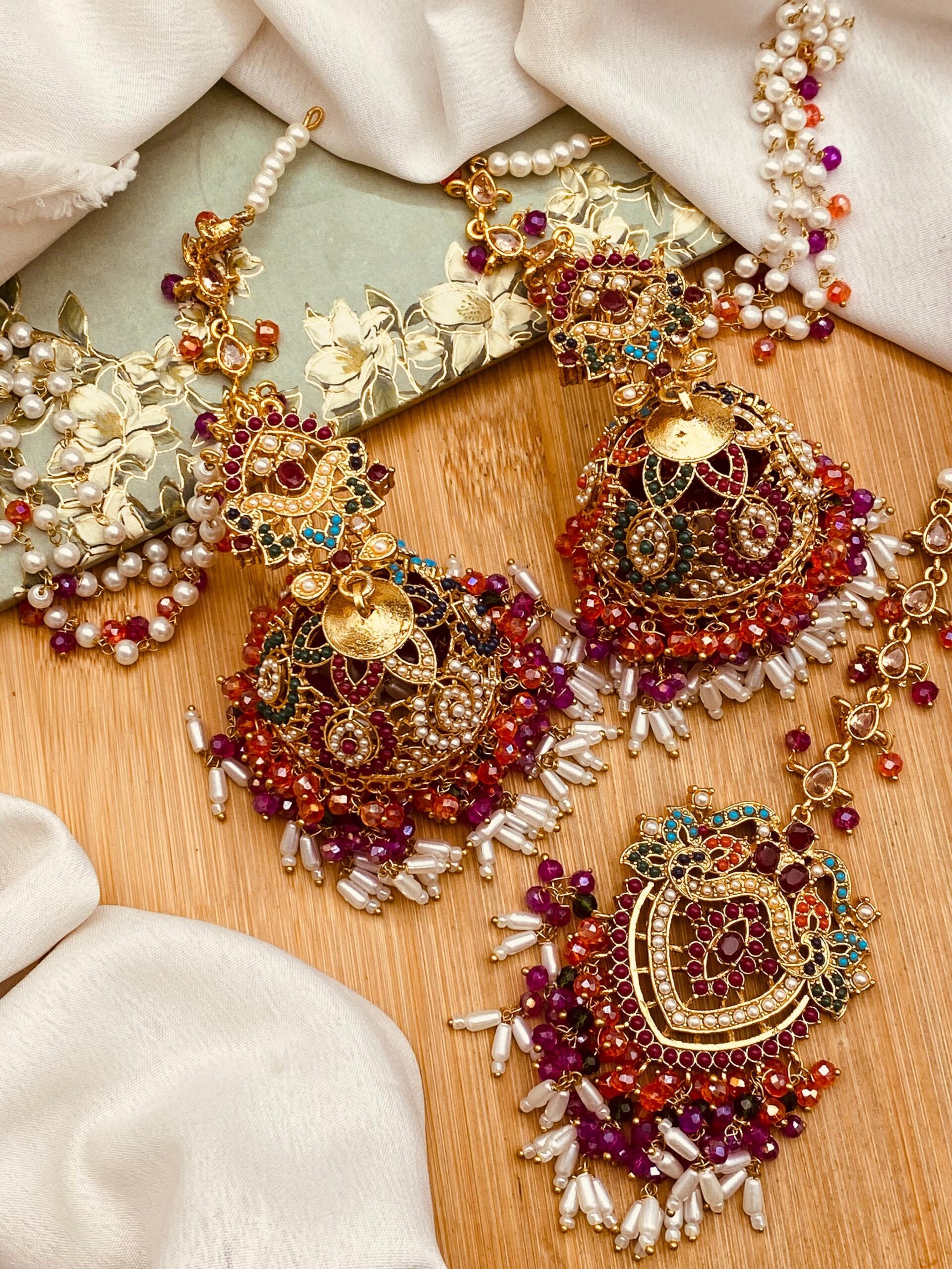 The Royal Nawabi Jhumka & Maang Tikka Set - Image 5