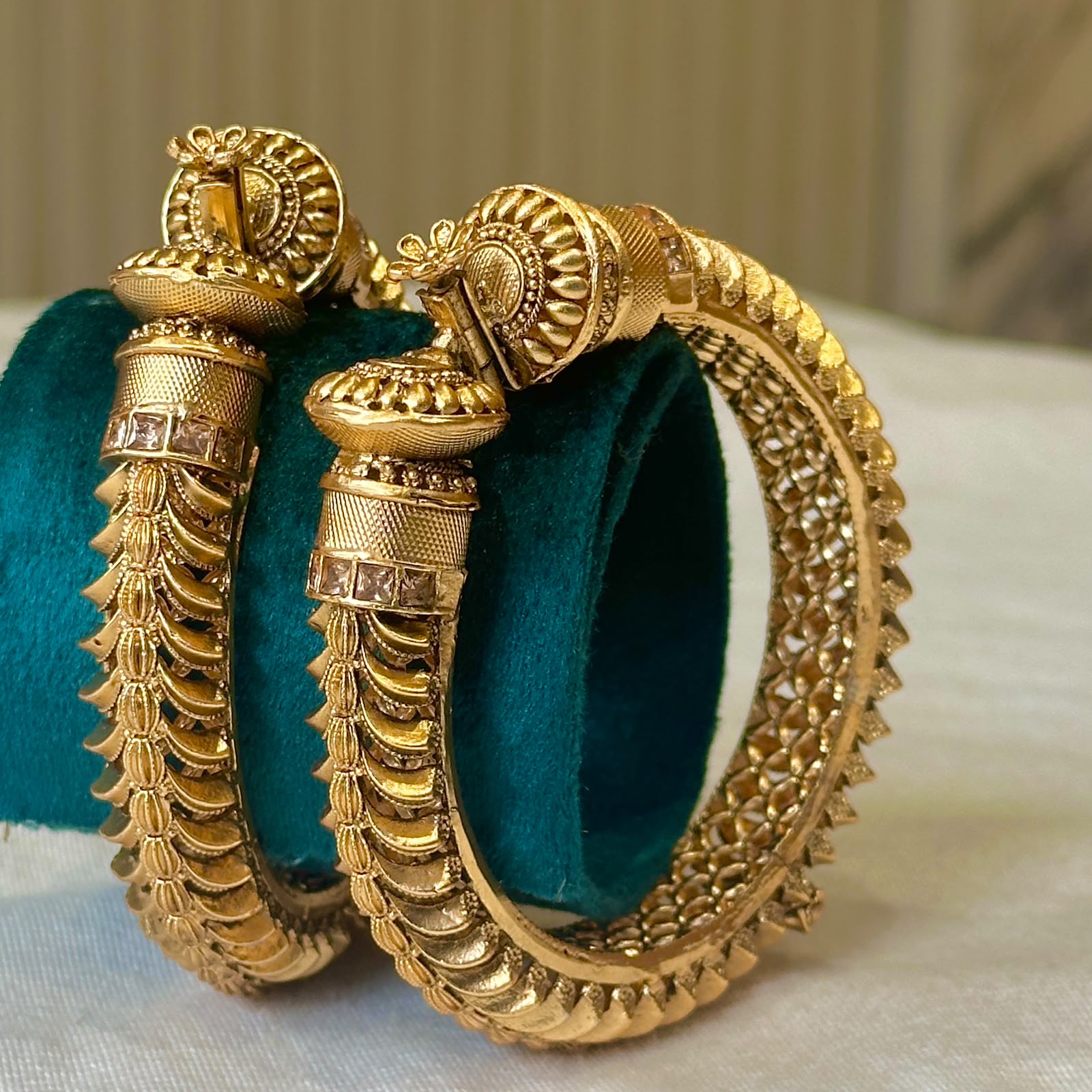 Gold style rajwari bangels