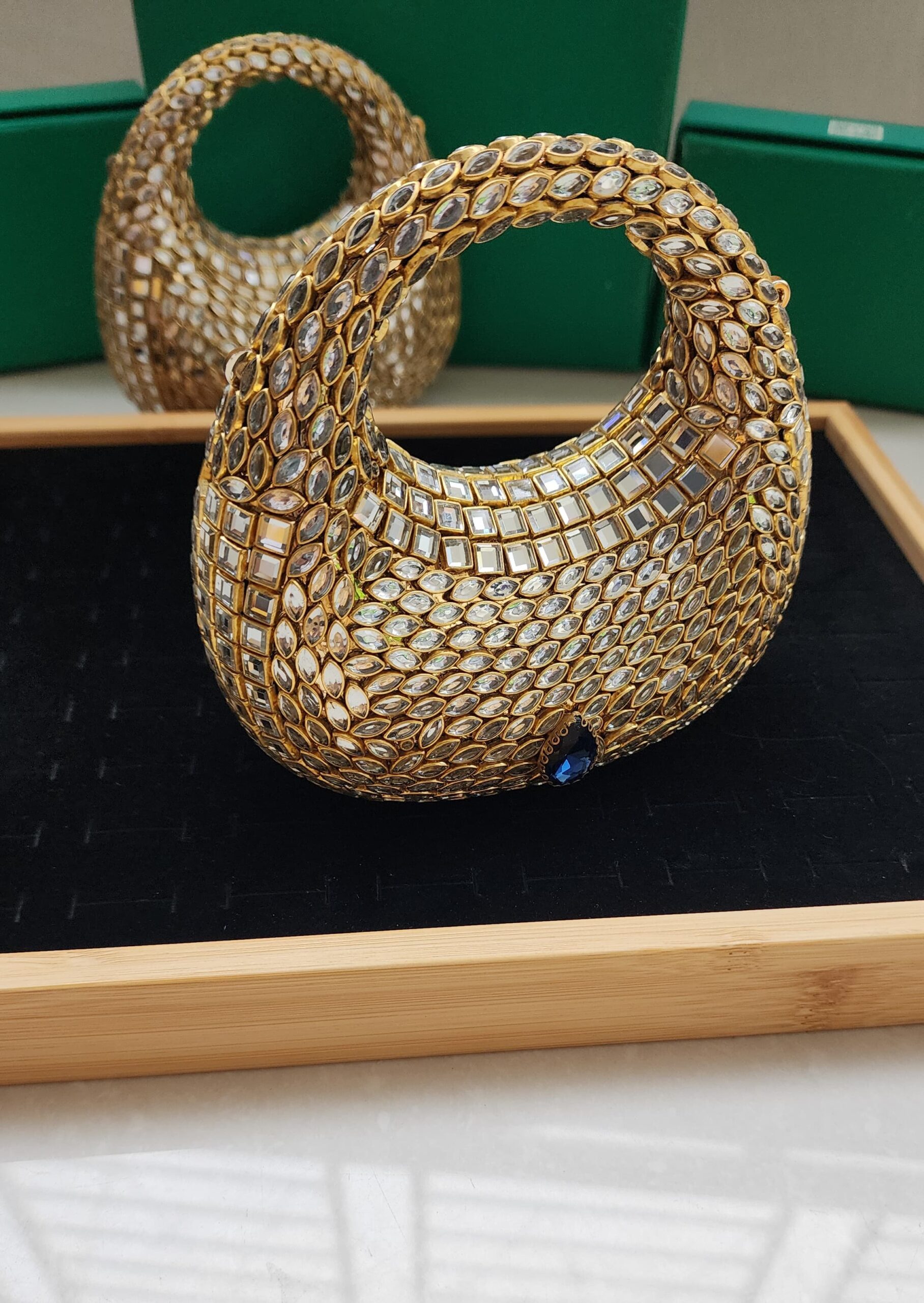 D shape kundan clutch - Image 5