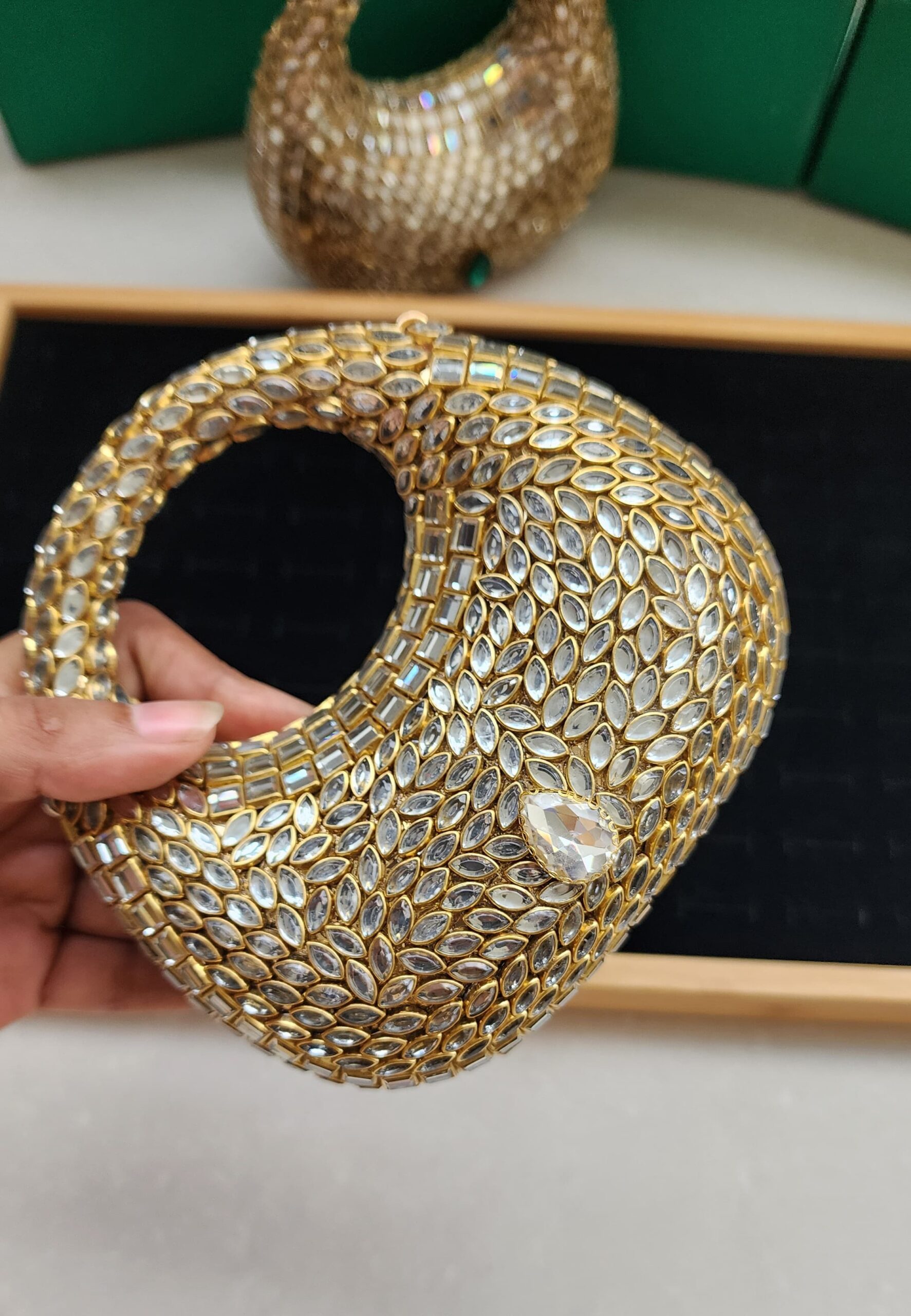 D shape kundan clutch - Image 6