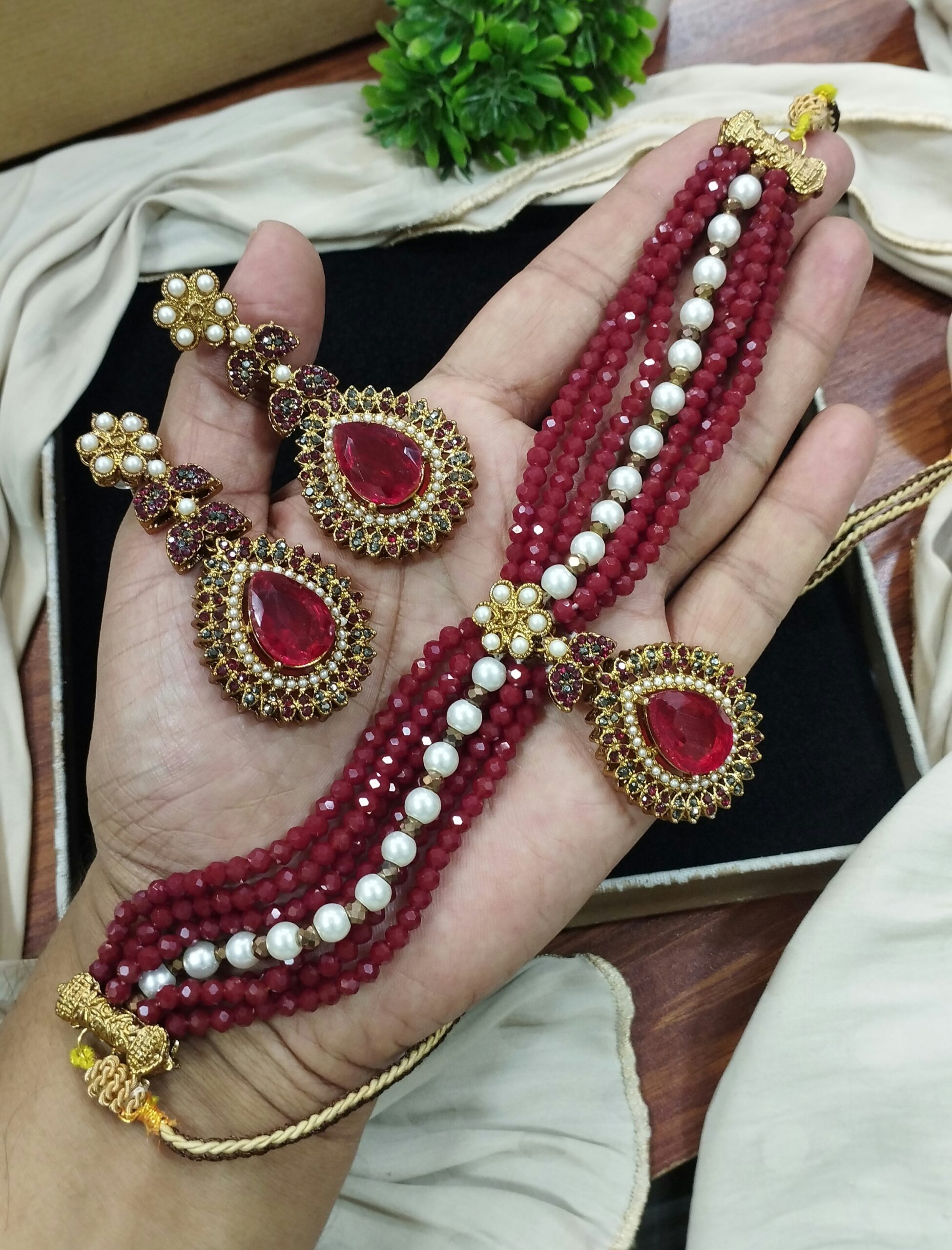 Double8 chokar set
